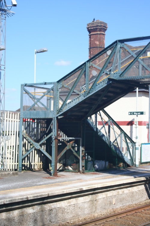 Chipstead footbridge