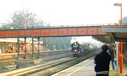 Taw Valley at Farnborough station.