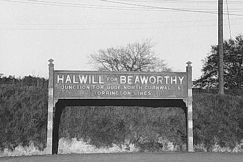 Halwill Station