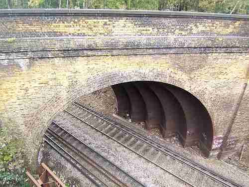 Erith Road bridge, Barnehurst