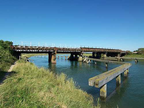 River Arun bridge, Ford