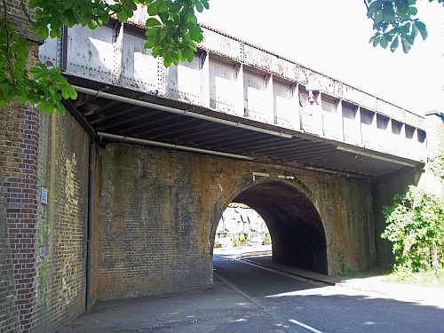Lower Green Road bridge, Esher