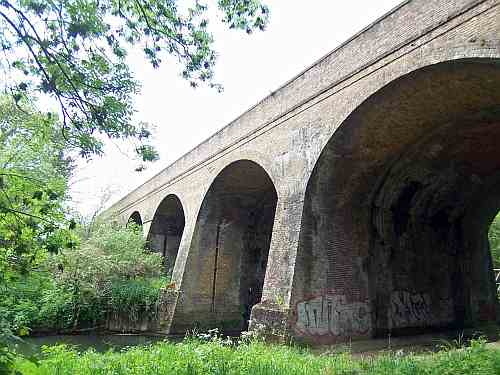 Seven Arches, Weybridge