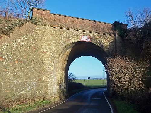 Station Road bridge, Adisham
